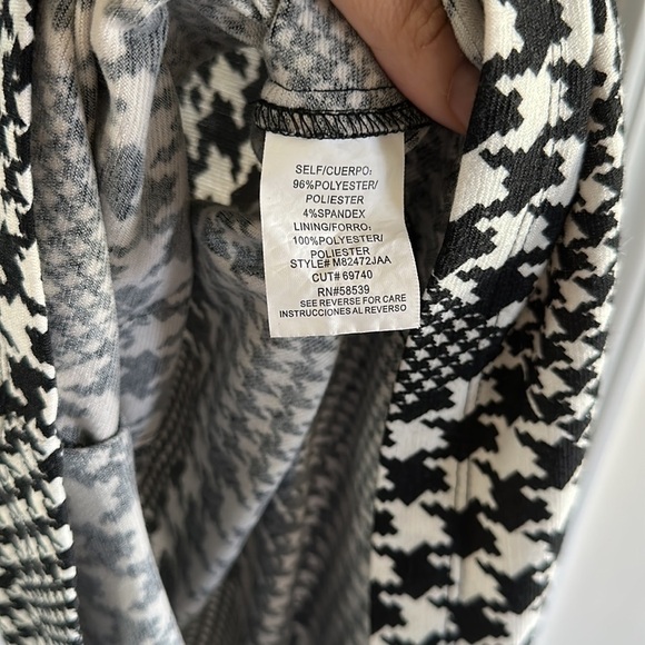 Speechless Black & White Asymmetrical Neckline Dress - Picture 8 of 9